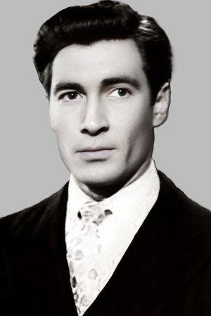 Cover image for Luis Dávila