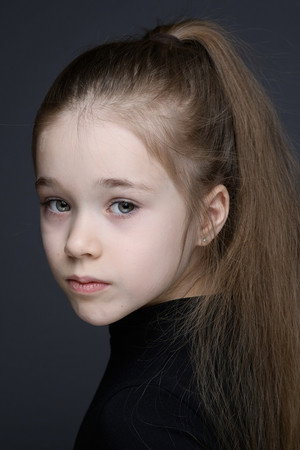Cover image for Любава Долински