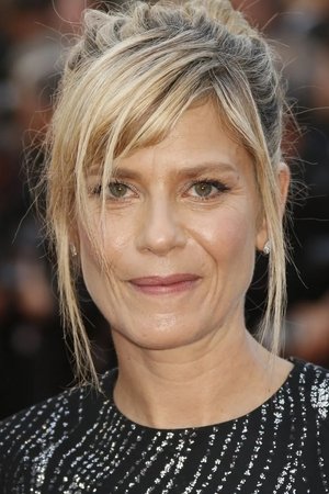 Cover image for Marina Foïs