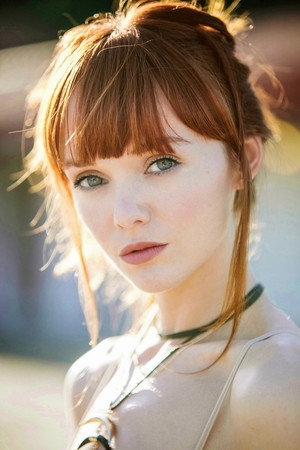 Cover image for Hannah Rose May
