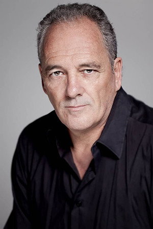 Cover image for Carlos Olalla