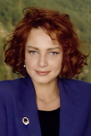 Cover image for Béatrice Macola
