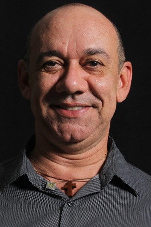 Cover image for Frank Menezes