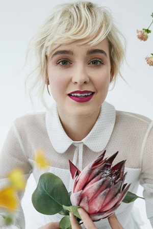 Cover image for Olivia Vinall