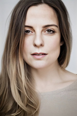 Cover image for Lesli Karavil