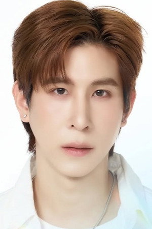 Cover image for ภัทร อโนมกิติ