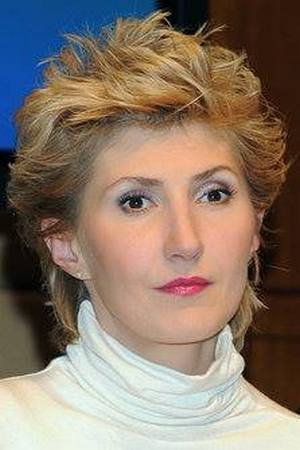 Cover image for Iwona Wszołkówna