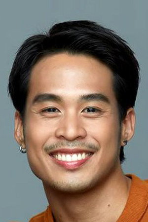 Cover image for Pinya Chookamsri