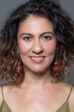 Cover image for Clarissa Pinheiro