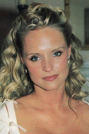 Cover image for Leighanne Littrell