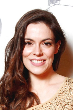 Cover image for Chloé Dumas