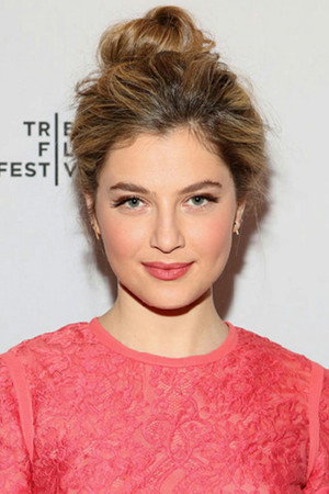 Cover image for Zoe Levin