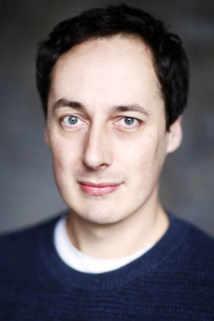 Cover image for Tom Bell