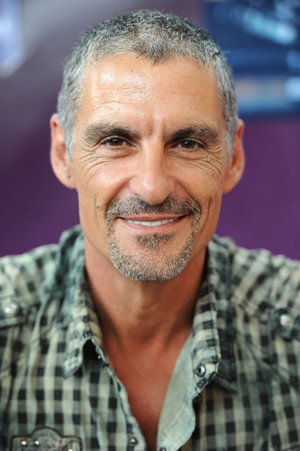 Cover image for Cliff Simon