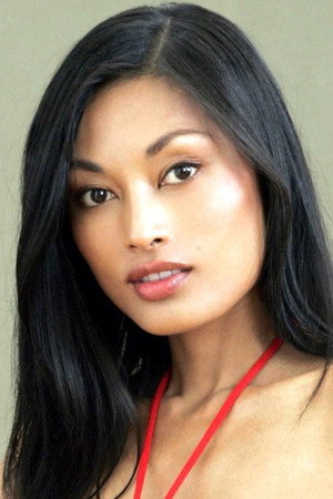 Cover image for Kira Clavell