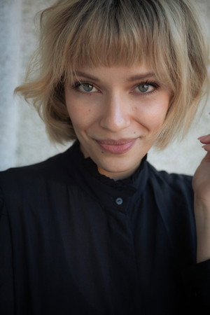 Cover image for Беатриче Баррилья
