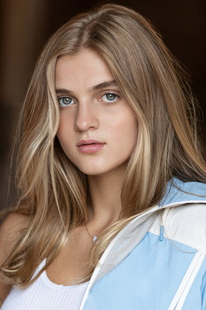 Cover image for Skylar Dunn