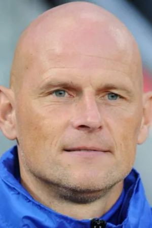 Cover image for Ståle Solbakken