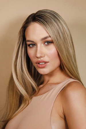 Cover image for Adela Stroffekova