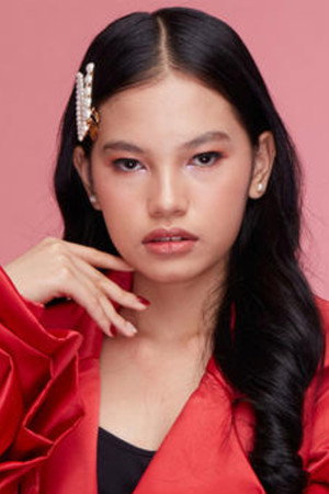 Cover image for Zoe Jireh