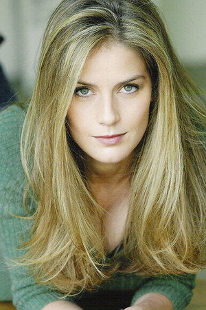 Cover image for Lindsay Thompson