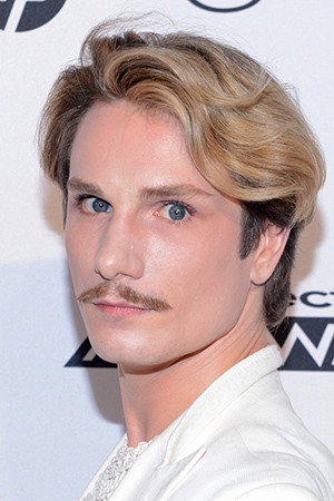 Cover image for Austin Scarlett