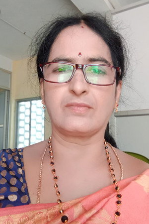 Cover image for Sushila Devi