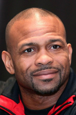 Cover image for Roy Jones Jr.