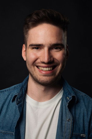 Cover image for Simon Höbert