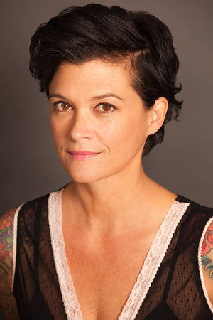 Cover image for Lisa Lynch