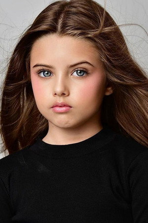 Cover image for Sofia Fornazari