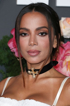 Cover image for Anitta