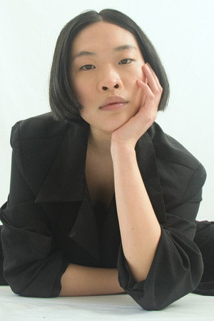 Cover image for Yasmin Thin Qi