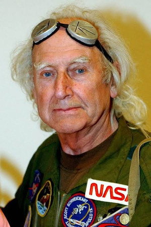 Cover image for Bruce Lacey