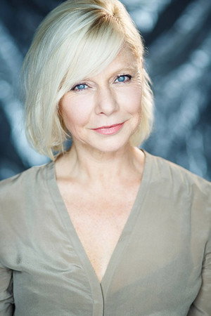 Cover image for Felicity Dean