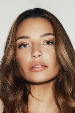 Cover image for Julia Wieniawa