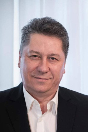 Cover image for Андрей Бутин