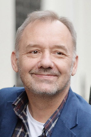 Cover image for Bob Mortimer