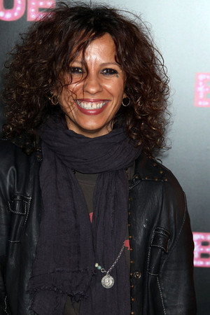 Cover image for Linda Perri