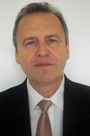 Cover image for Valentin Traversi