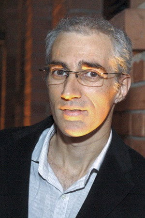 Cover image for Luiz Bolognesi