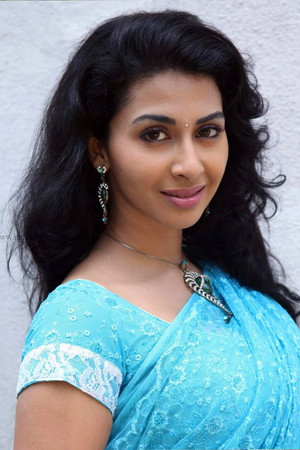 Cover image for Gayathri Iyer