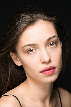 Cover image for Ioana Bugarin