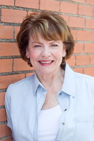 Cover image for Louanne Stephens