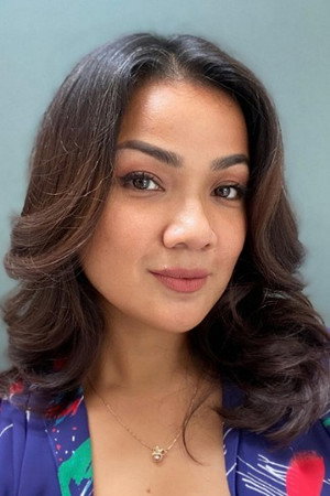 Cover image for Nirina Zubir