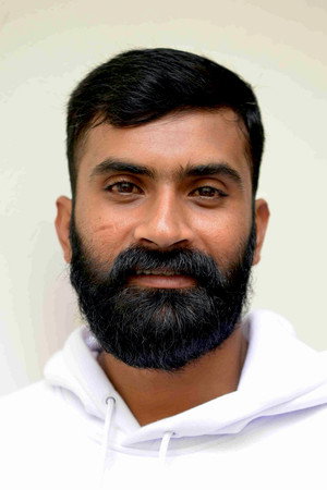Cover image for Yogesh