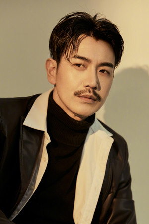 Cover image for 張智堯