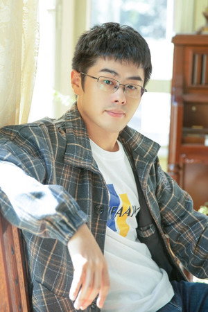 Cover image for Chengyuan Li