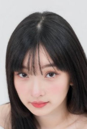 Cover image for ธนัญญา ธิติวรโชติ