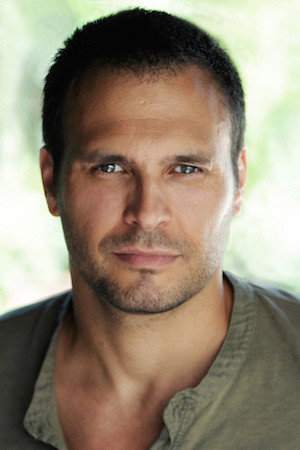 Cover image for Max Decker